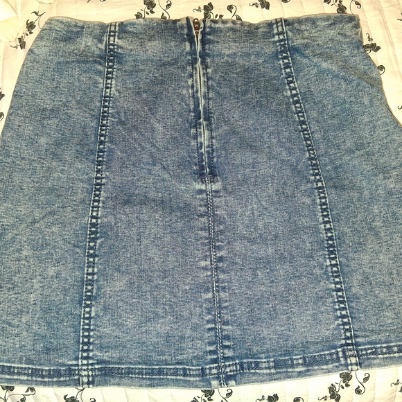 Wild Fable Blue Denim Mini Skirt - Picture 2 of 3